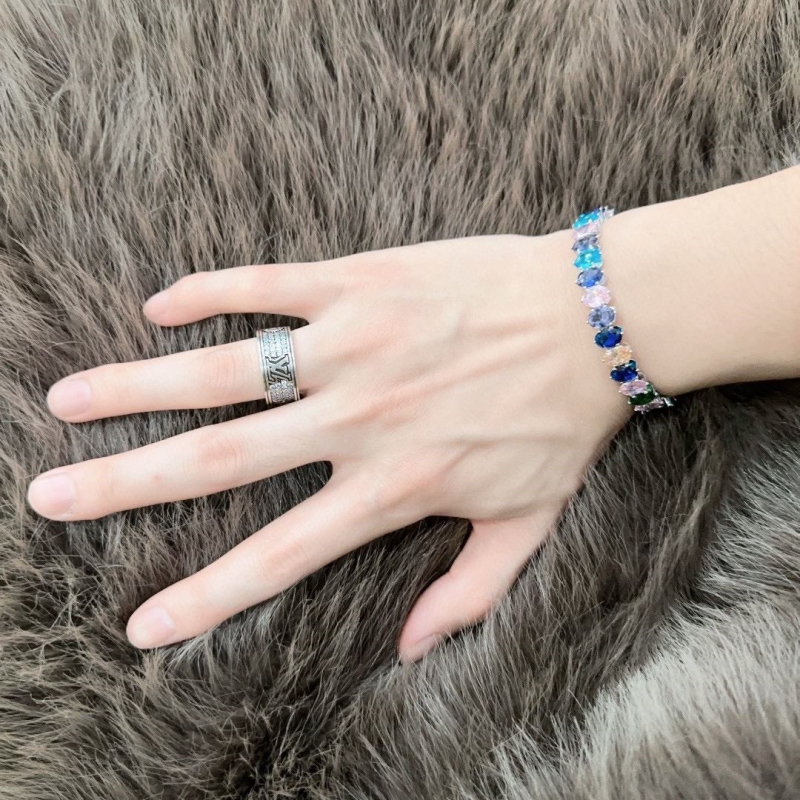 T*f*ny bracelets